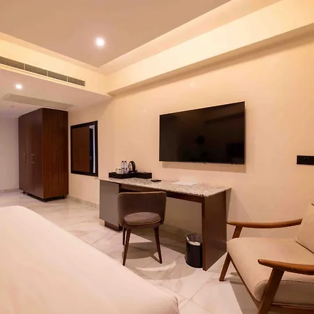 Palms By Eagles Airport City-3